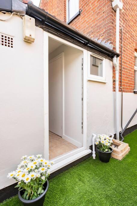 Travellers' Choice In Harwich-Essex Villa Exterior photo