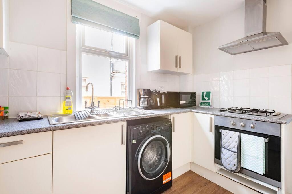 Travellers' Choice In Harwich-Essex Villa Exterior photo