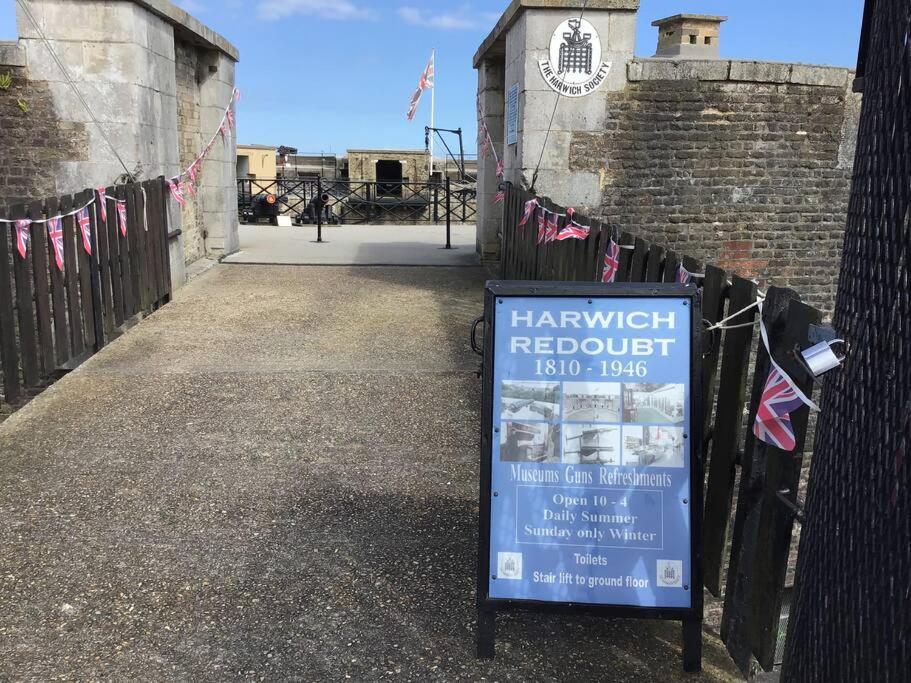 Travellers' Choice In Harwich-Essex Villa Exterior photo